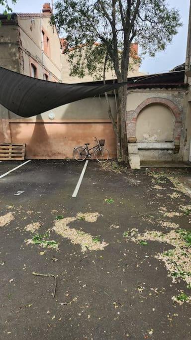 T3 Petit Confort - Proche Commodites - Parking Prive Tolosa Esterno foto